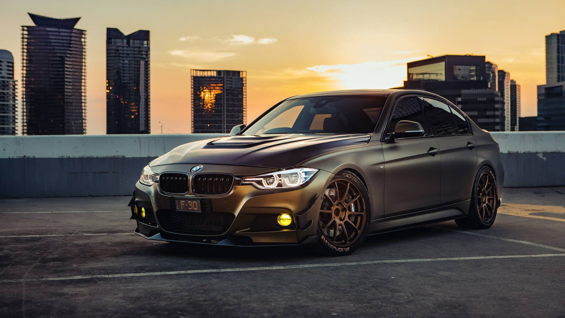 职业联赛鼓励本土球员担任球队核心提高影响力,支持球队的标语