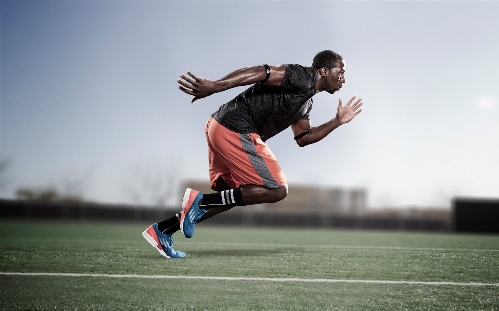 开云-_云端跑步挑战：在虚拟世界中飞奔_，云端里跑马